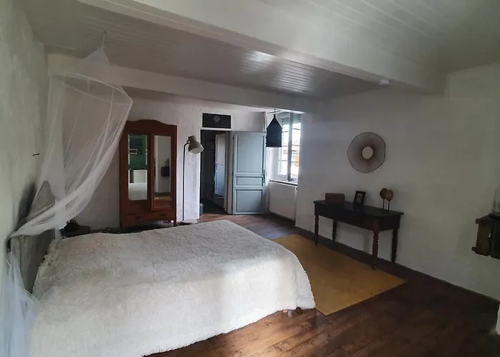 Tres Belle Maison Chaleureuse Au Coeur De Mirepoix